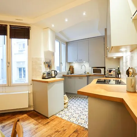 Διαμέρισμα Beautiful Design In Near The Louvre *